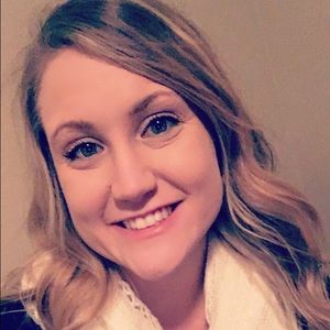 Meet your Posher, Kristin