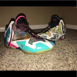 Authentic Lebron XI ‘What The’ size 12