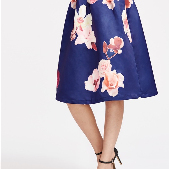 ๐โHP๐Royal blue rose print Pleated volume skirt - Picture 7 of 8