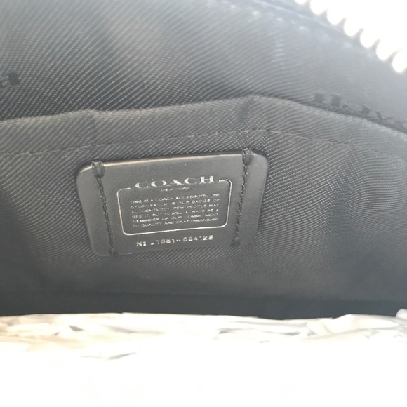 *FINAL PRICE DROP* Coach Nolita Wristlet 24 - Picture 3 of 8