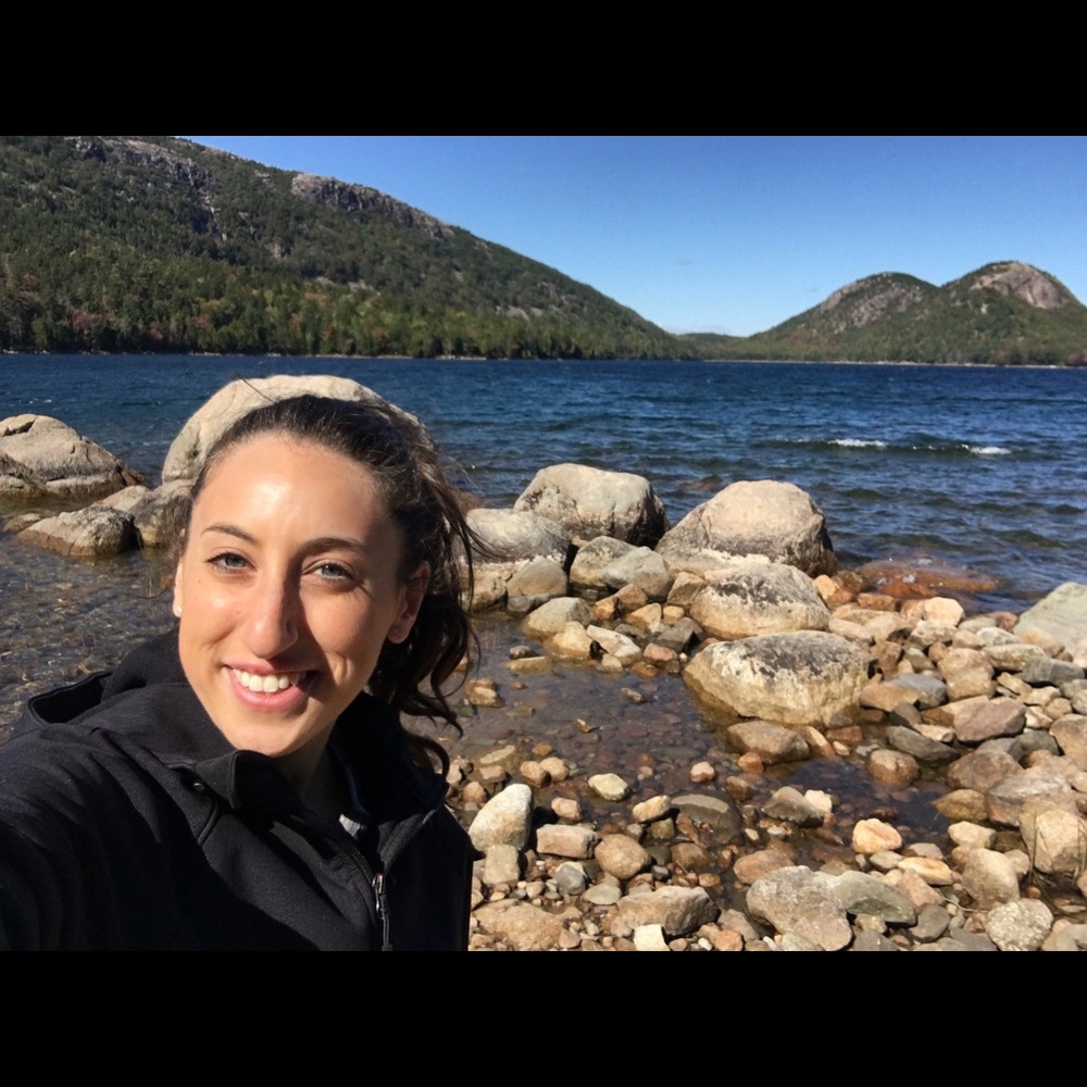 Meet your Posher, Nadia