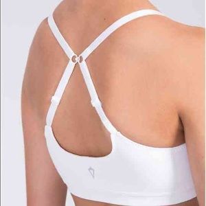 NWT Ivivva Everyday Flow Sports Bra White