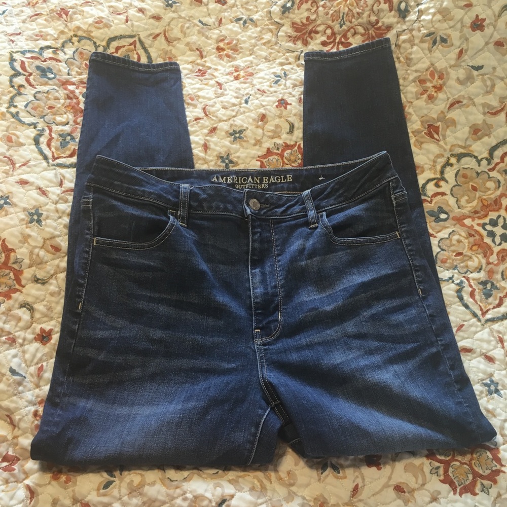 NWOT AEO jeans