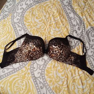 Victorias Secret Pushup Bra BNWOT