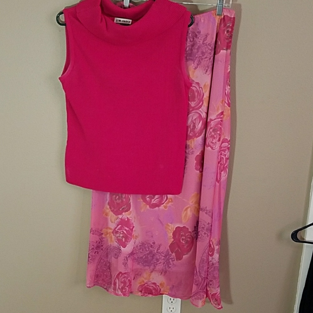 2-piece tank and long skirt sz L
