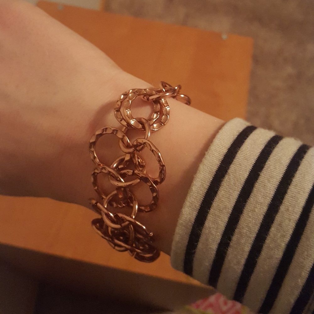 Charming Charlie Rose Gold Loop Braclet▪