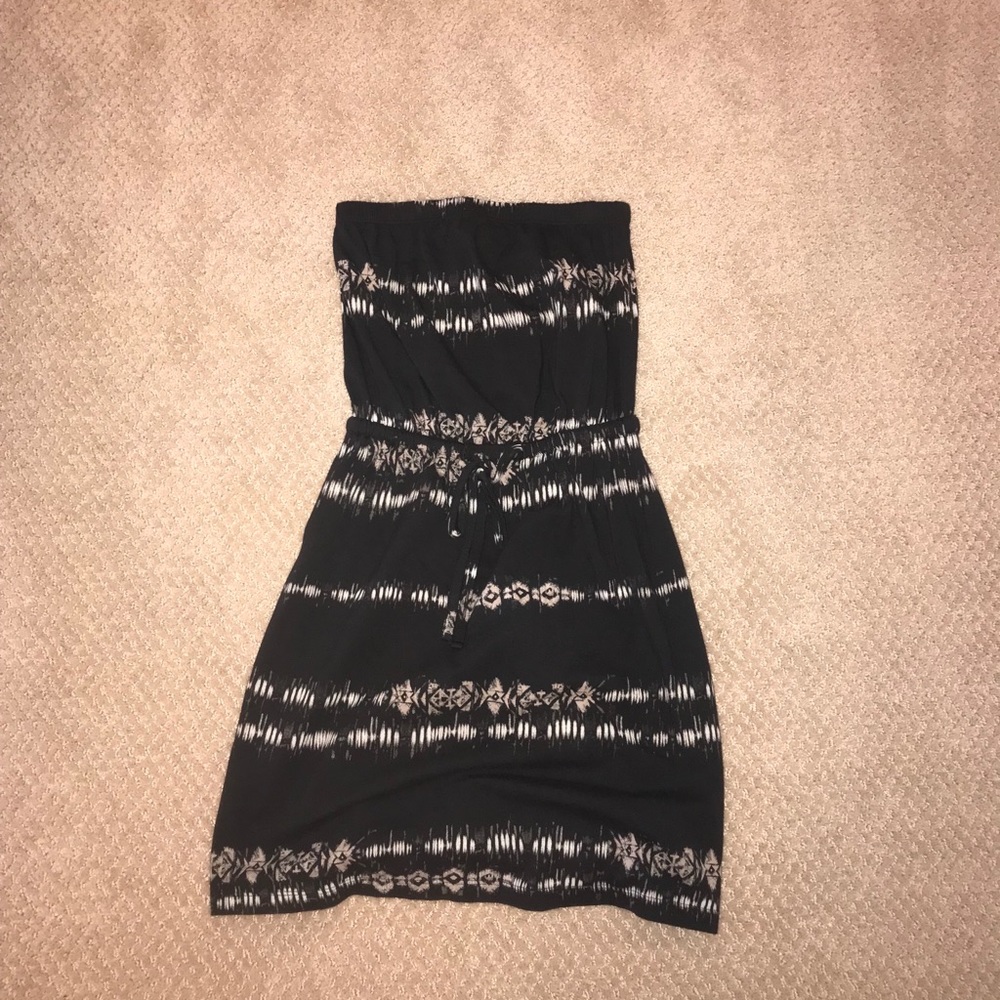 strapless dress