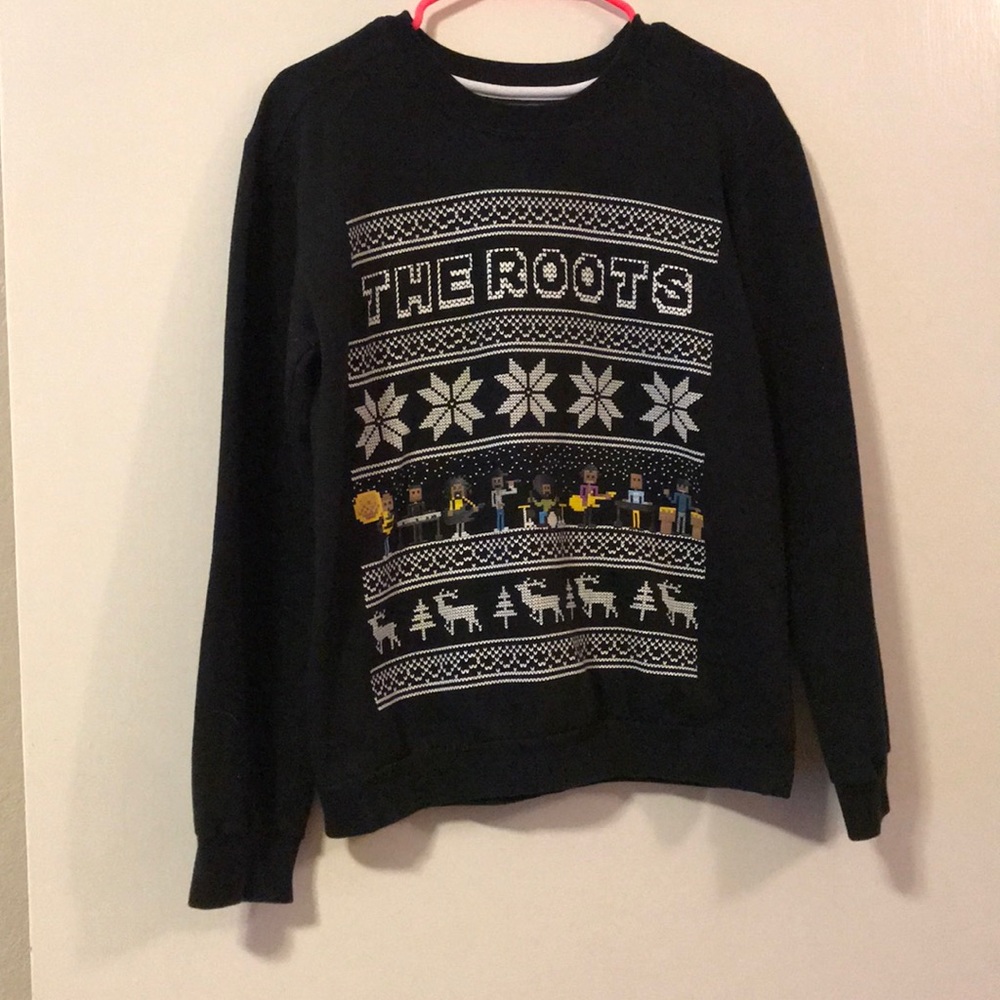 The Roots pullover Christmas sweatshirt