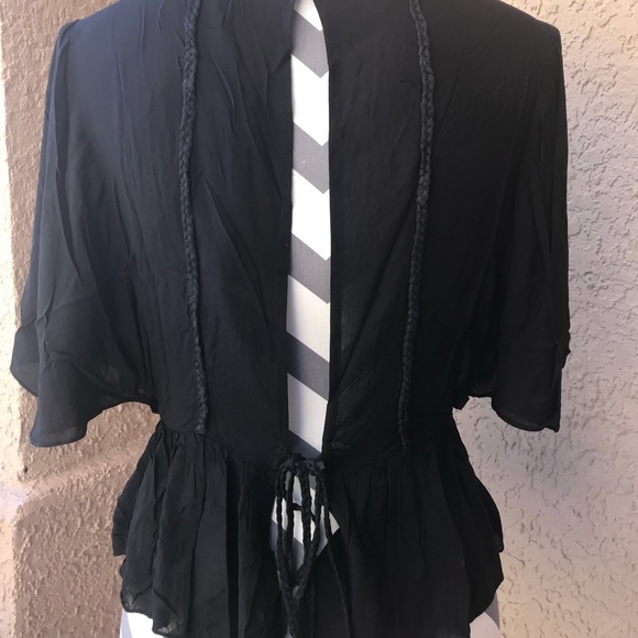 🛍Gorgeous Embroidered Boho Peasant Top🛍 - Picture 6 of 6