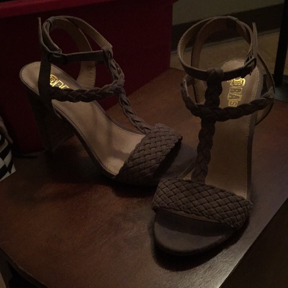 Brash Open Toe Sandal Heels - Picture 2 of 5