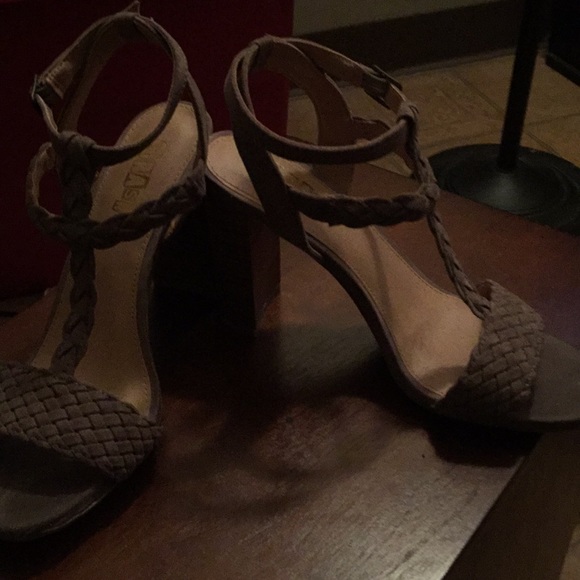 Brash Open Toe Sandal Heels - Picture 4 of 5