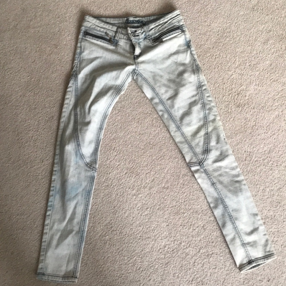 Carmar denim