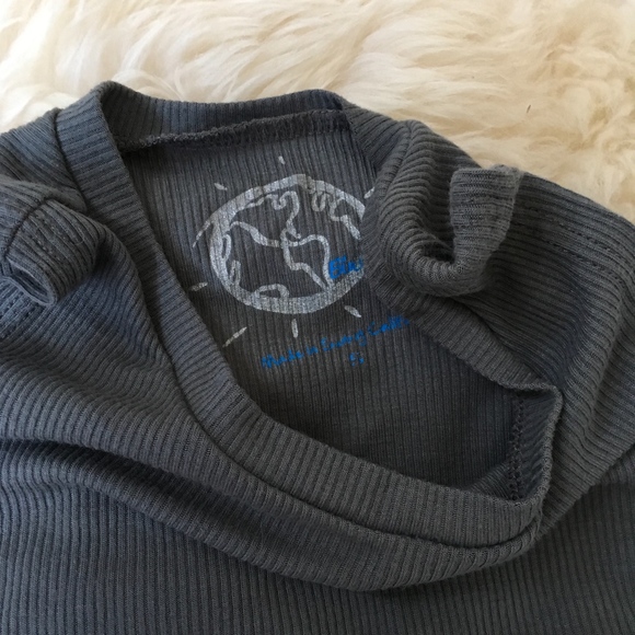 Planet Blue Ribbed Muscle Tee - Picture 4 of 5