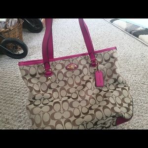 Coach hand bag!