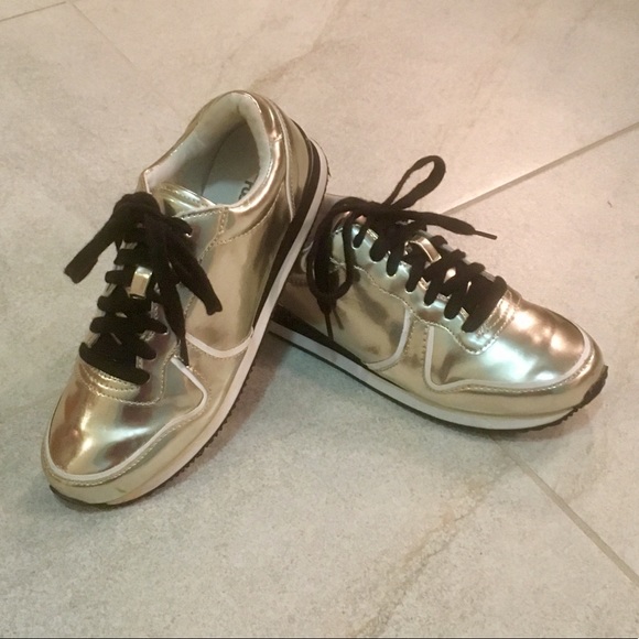 Charlotte Russe Shoes - 👟👟GOLD•SNEAKERS🌟🌟