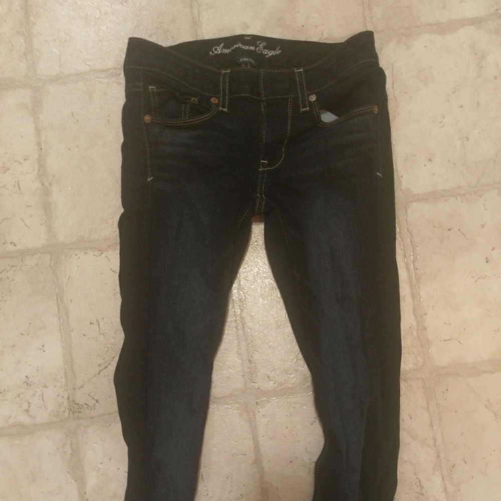 Size 2 American eagle skinny jeans