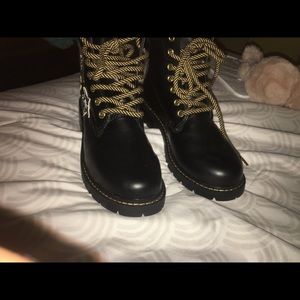 boots
