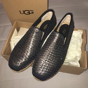 Sandrinne metallic basket UGG flat slip ons