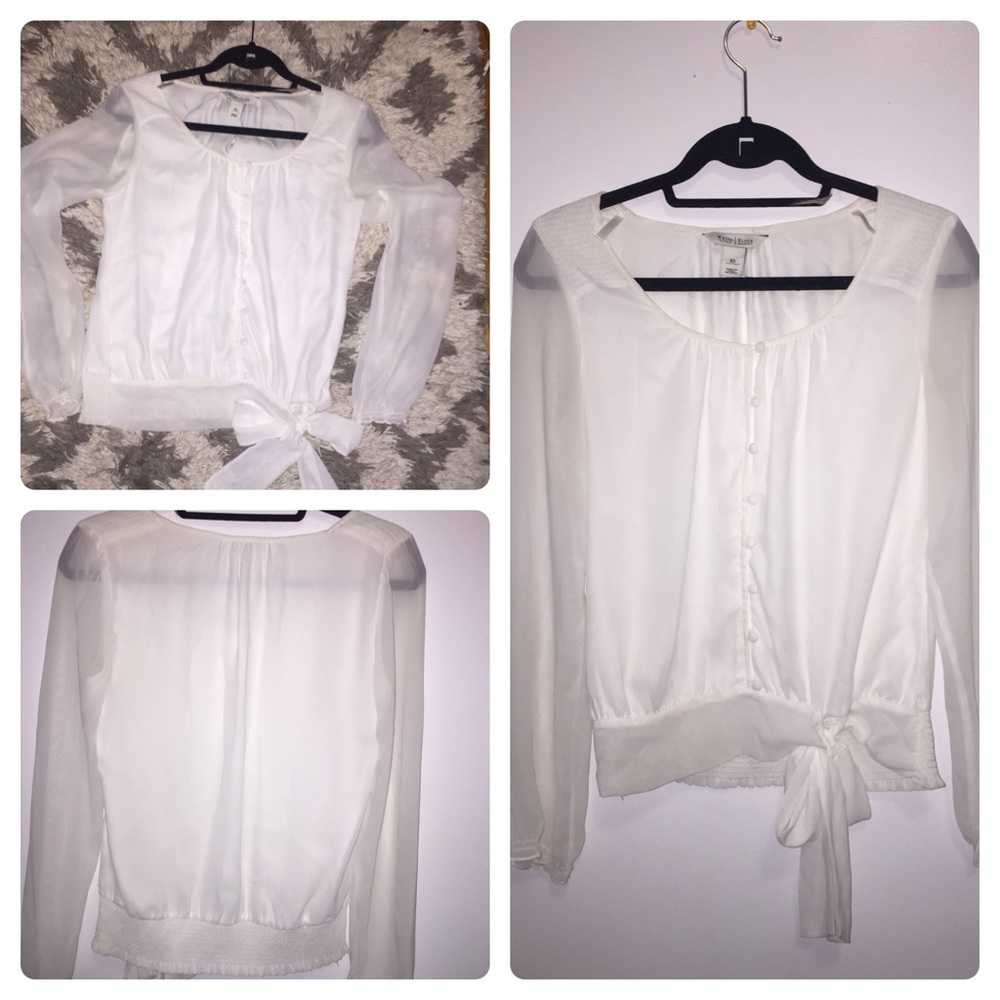 White House Black Market 🐚White Peasant Blouse