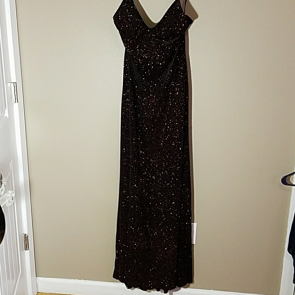 Black/red glittery long dress sz XL