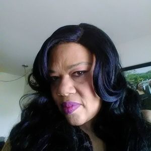 Meet your Posher, Wendy
