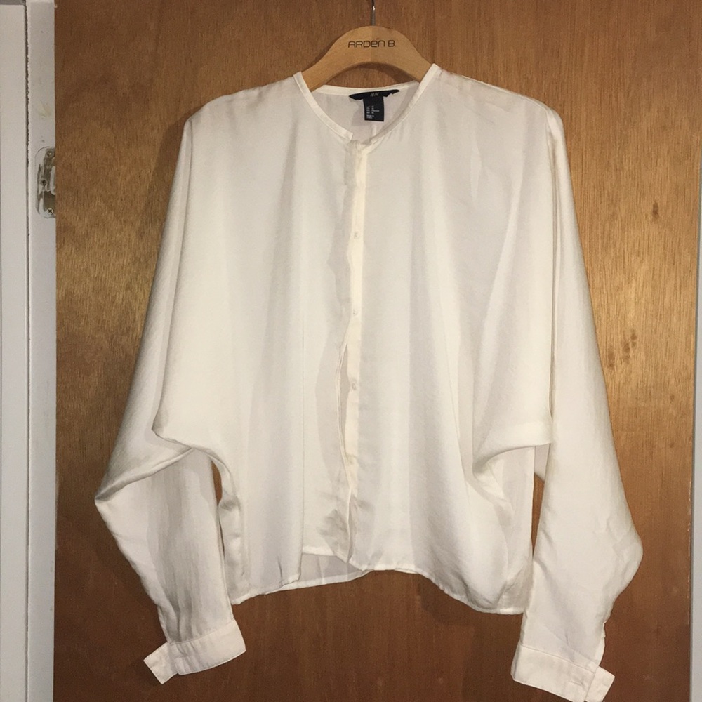 H&M cream  polyester blouse