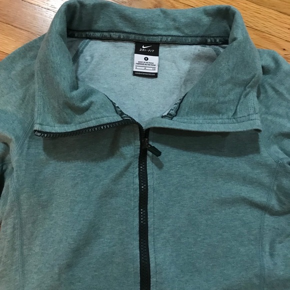 ⚡️SOLD⚡️ Turquoise Nike Dri-Fit Zip Up - Picture 3 of 3