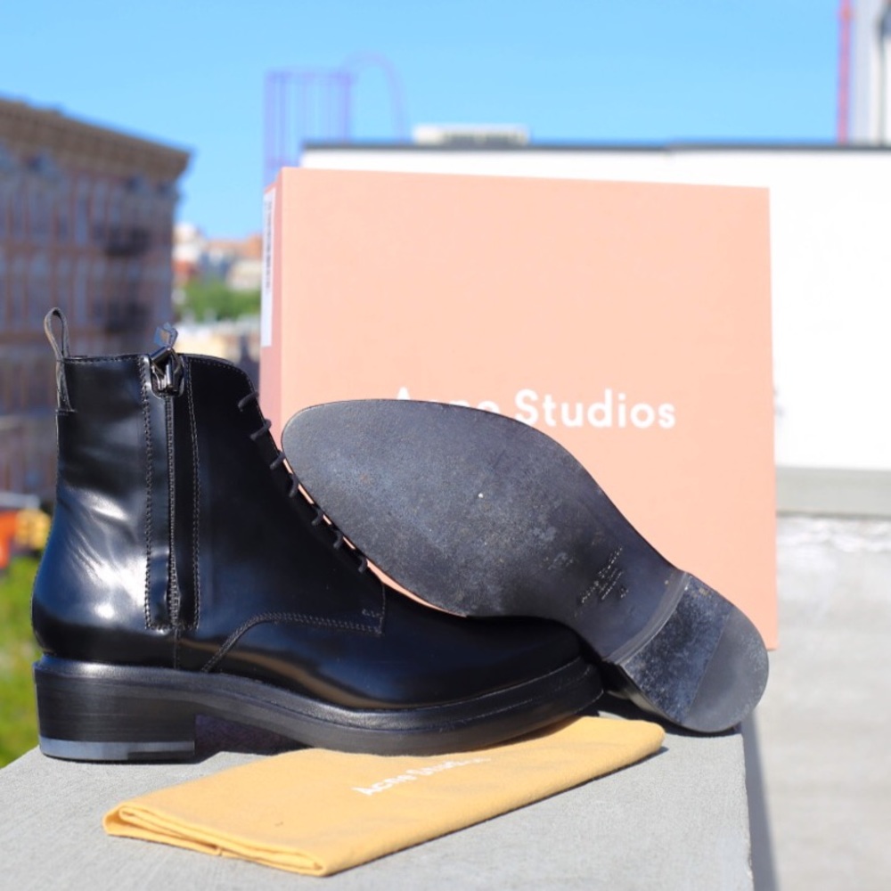 Acne black Linden boots. - Picture 1 of 3