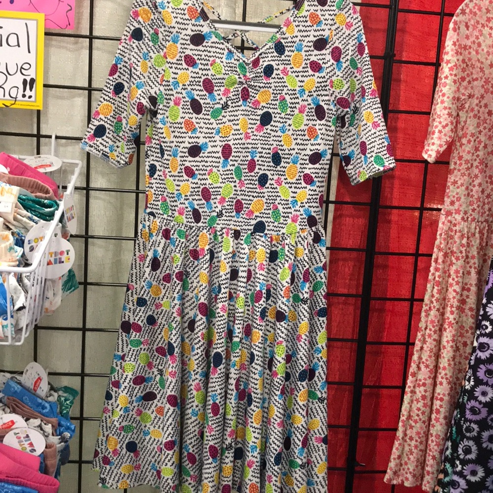 3/4 sleeve ballerina style pineapple dress