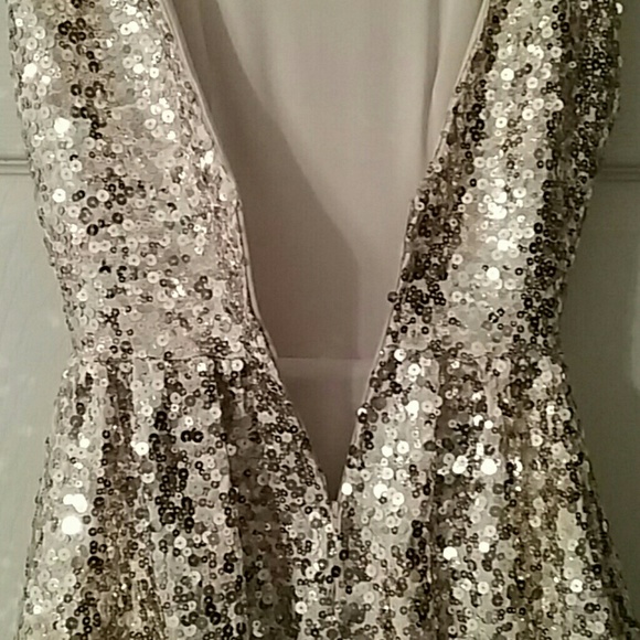 PARTY DRESS - Picture 4 of 7