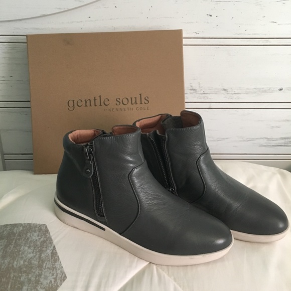 Kenneth Cole Shoes - Kenneth Cole Gentle Souls Harper zip sneakers