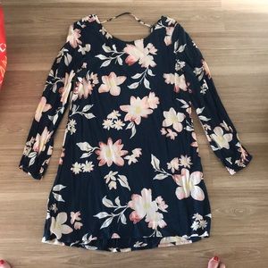 Billabong Long-sleeved, backless floral dress