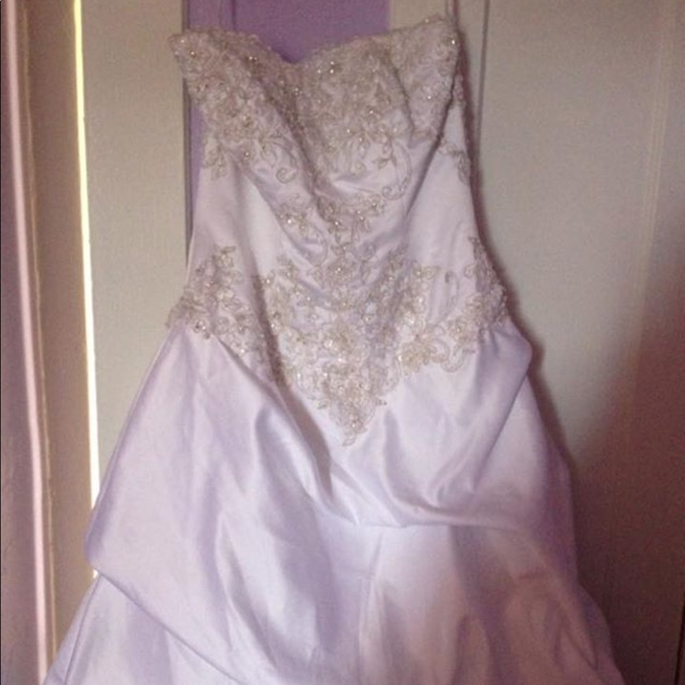 Wedding dress