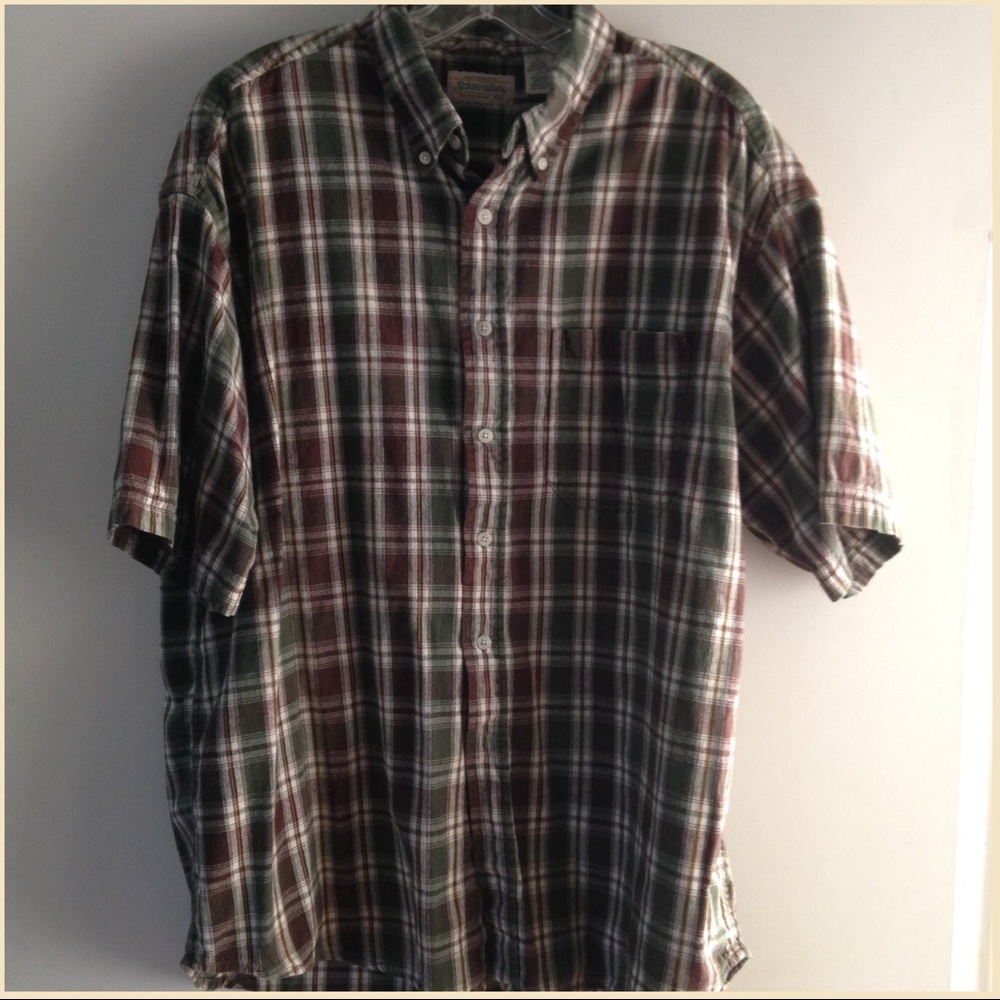 🎸3 for $15🎸ST. JOHN’S BAY Plaid Shirt