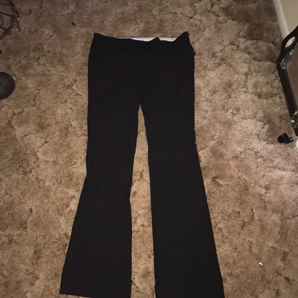 BRAND NEW STRAIGHT LEG BUSINESS PANTS.