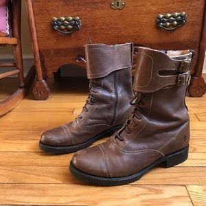 FRYE Julia shield Jump / Combat Boot