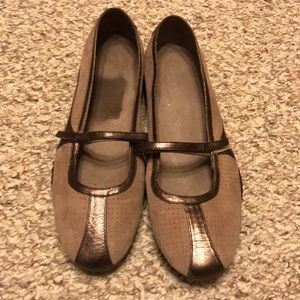 Nike Air Tan Mary Janes