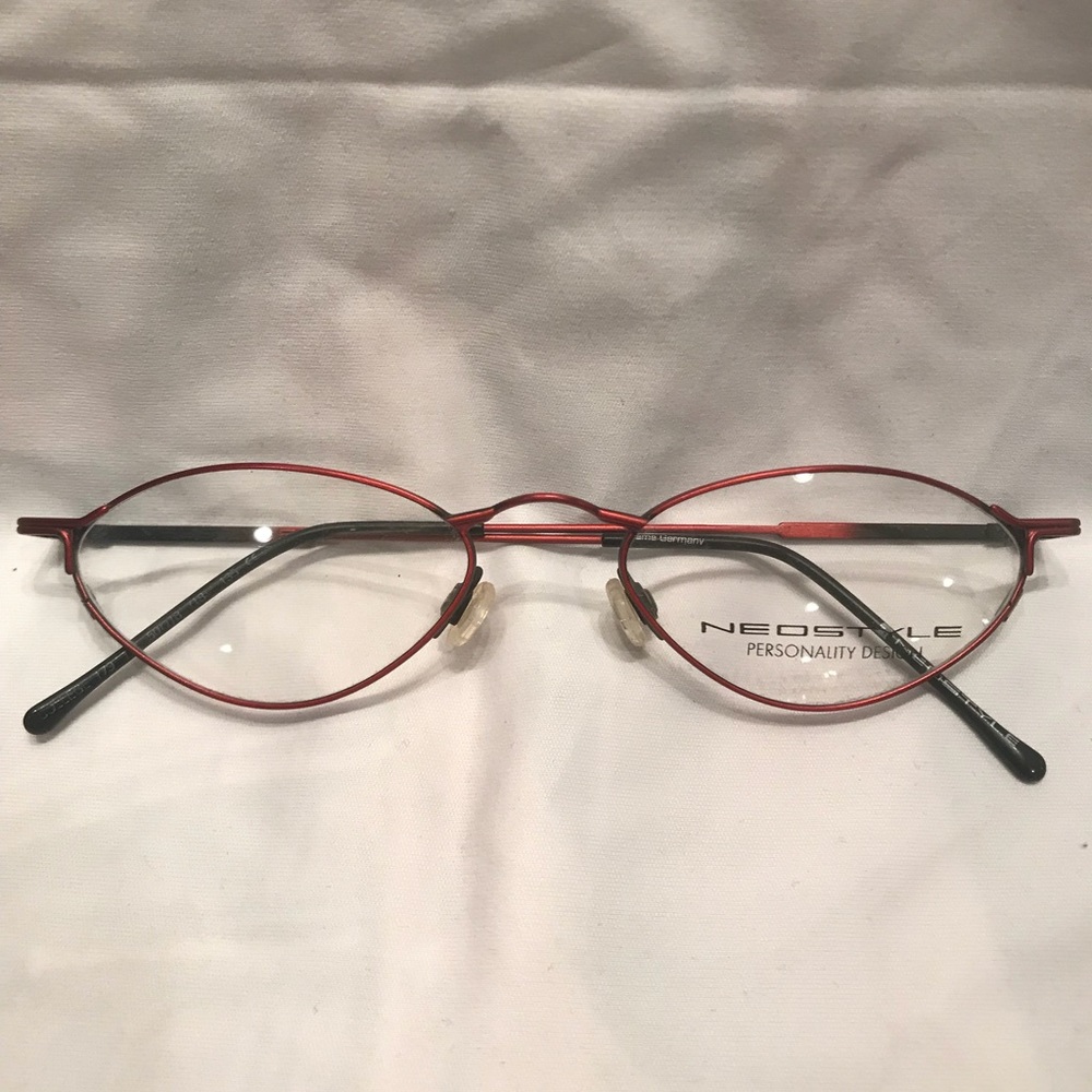 NEOSTYLE EYEGLASSES