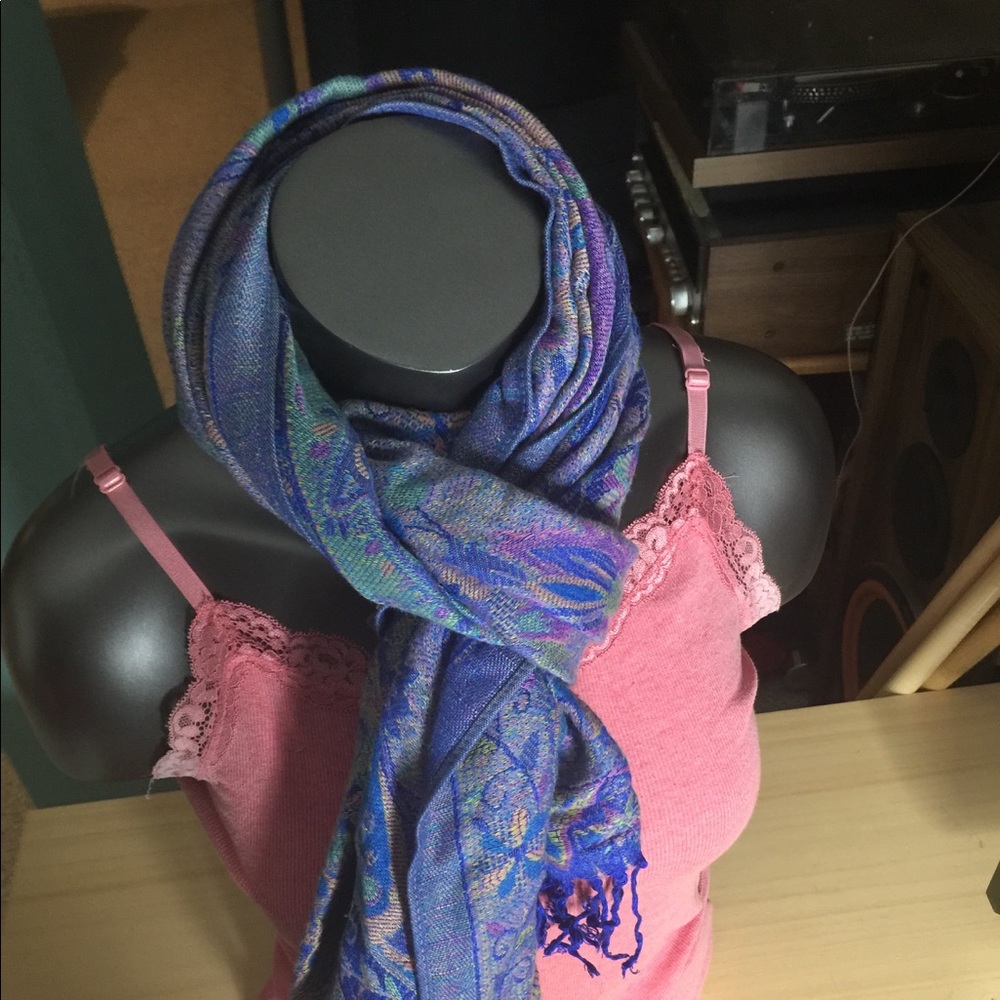 Blue and pink paisley pashmina