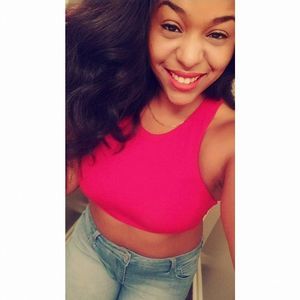 Meet your Posher, Shatia