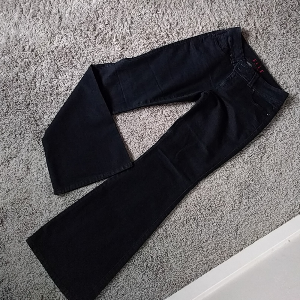 Elle jeans