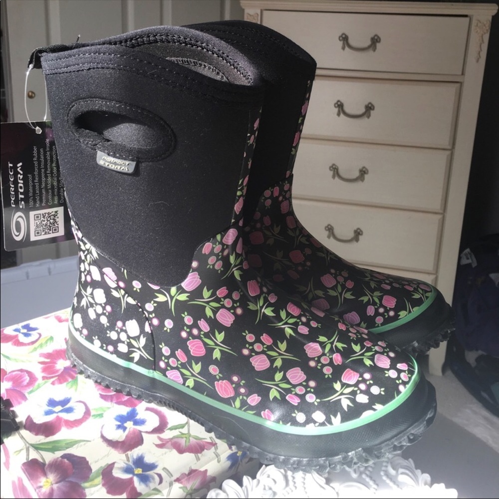 Brand new rain boots! Never worn
