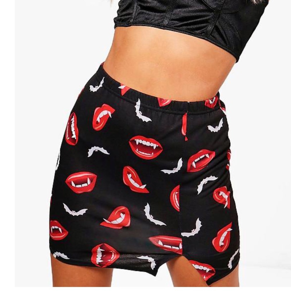 Vampire Mini Skirt