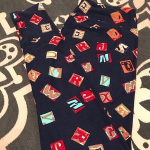 LuLaRoe tc alphabet leggings