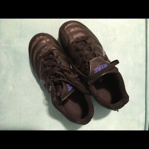 Boys Nike soccer cleats size 1