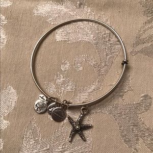 Alex and Ani silver starfish bracelet bangle