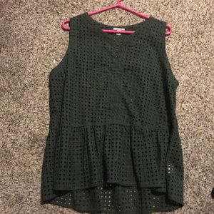 Halogen green tank with ruffled bottom