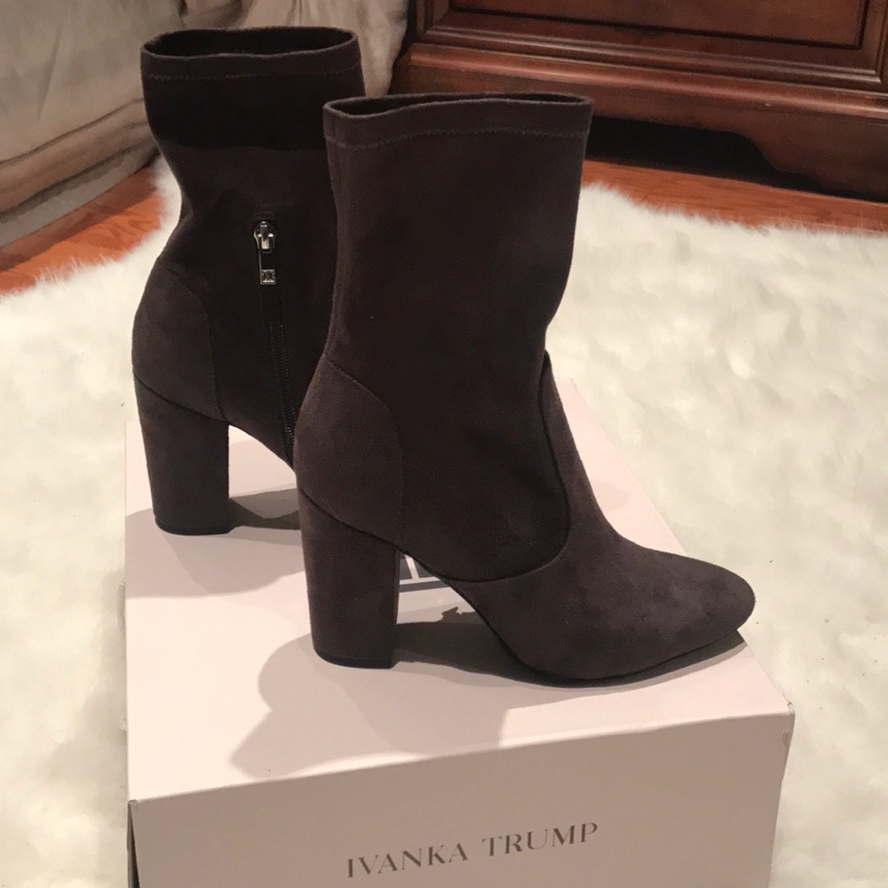 Beautiful suede booties -neutral color