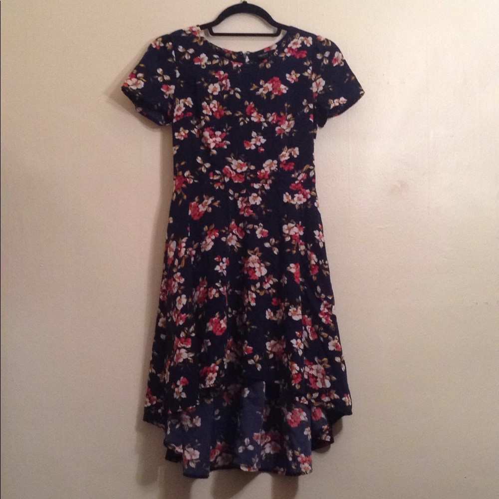 Floral High-Low Dress 🌺