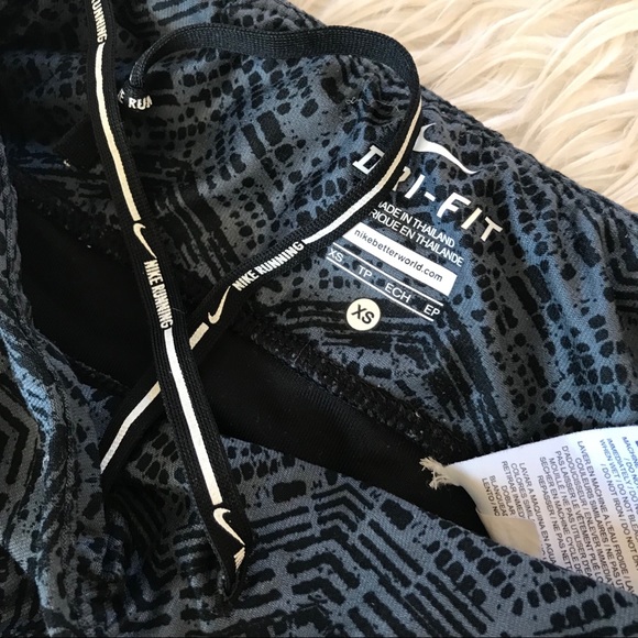 Nike crop pants - Picture 4 of 5